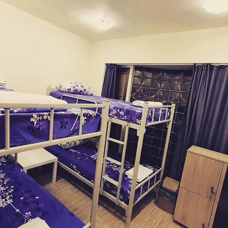 Hostel بلوفديف 0*,